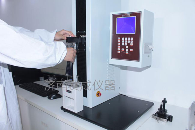 無(wú)菌醫(yī)療包裝軟性屏障膜和復(fù)合膜抗慢速戳穿性試驗(yàn)過程