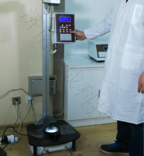 濟(jì)南賽成科技實(shí)驗(yàn)室PE塑料薄膜落球沖擊試驗(yàn)過(guò)程 濟(jì)南賽成科技實(shí)驗(yàn)室PE塑料薄膜落球沖擊試驗(yàn)過(guò)程